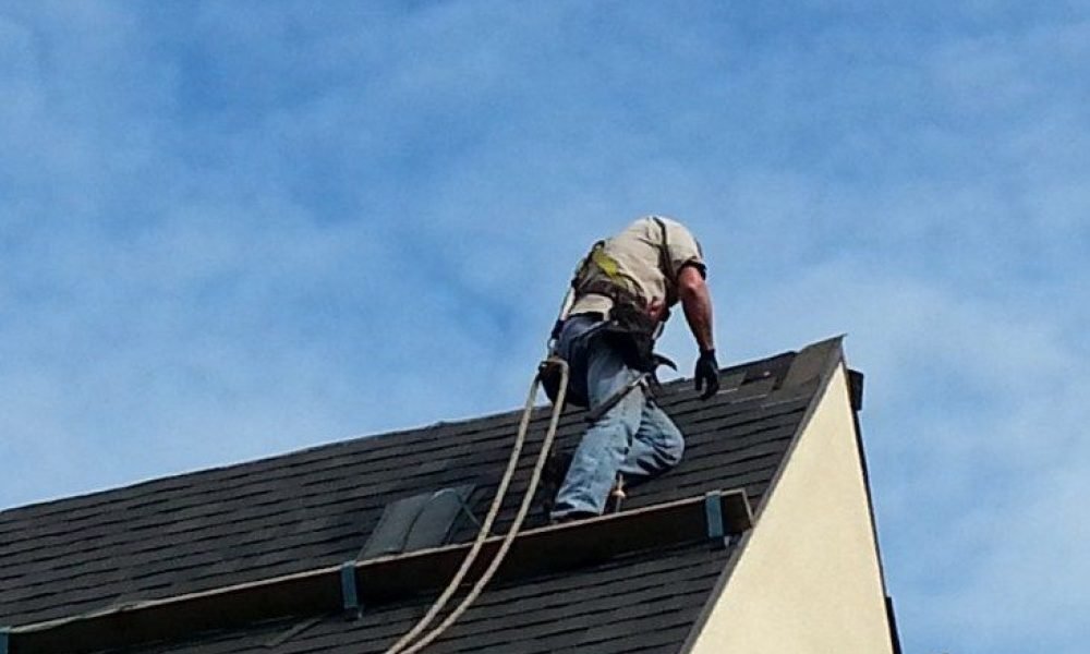 95b64dff87078ce103a2c6357f4ff4c1--emergency-roof-repair-roof-installation